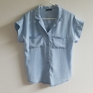 Women's button up shirt